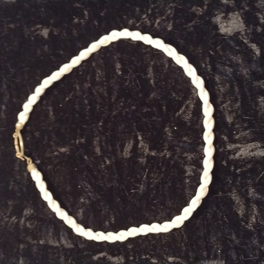 Elegant White Beaded Necklace